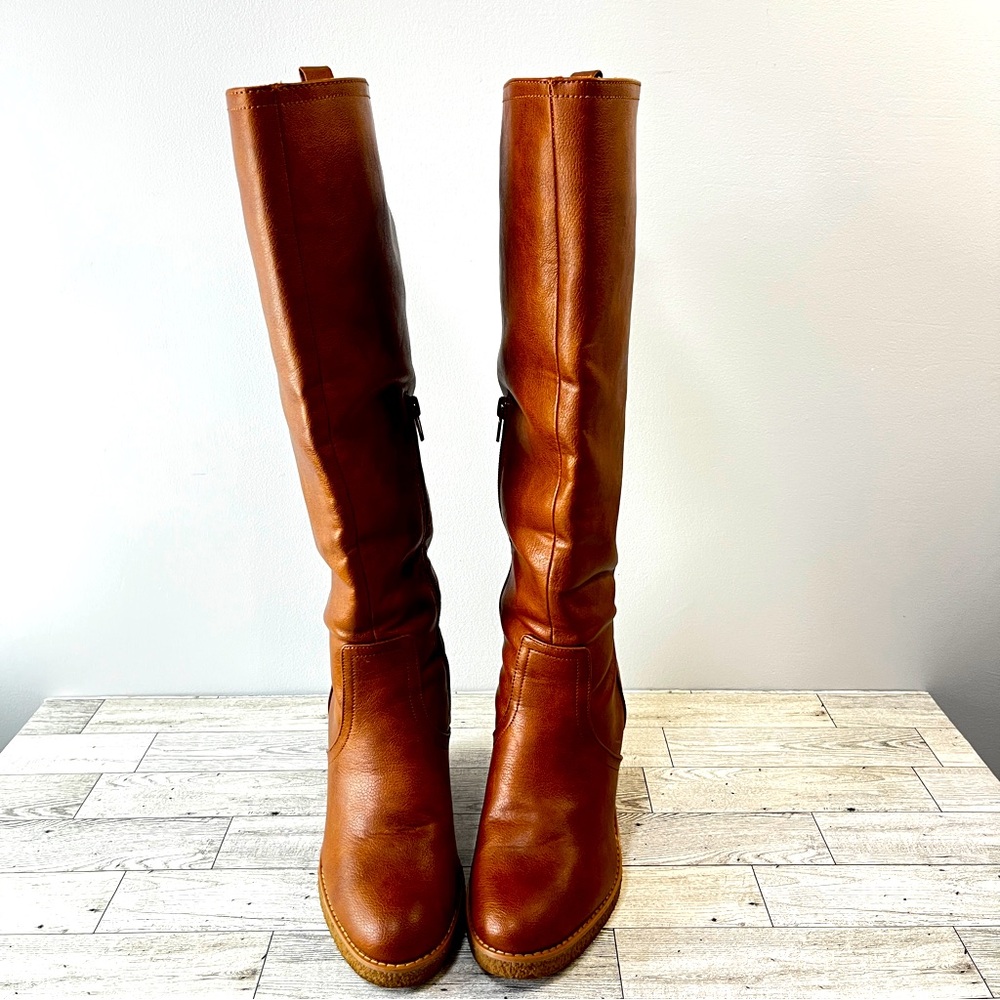 Zodiac Women's Iggy Cognac Tall Wedge Boots Size 7